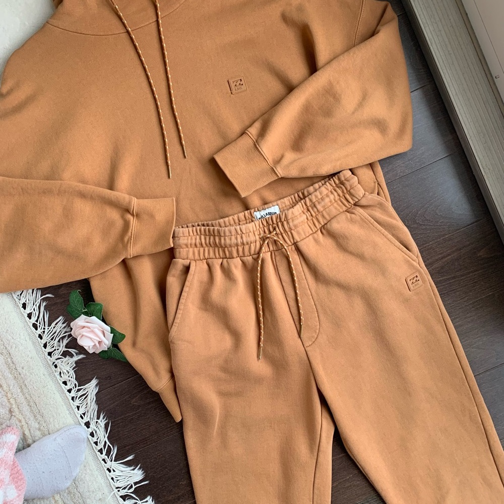 Billabong Adventure Division Tracksuit Set